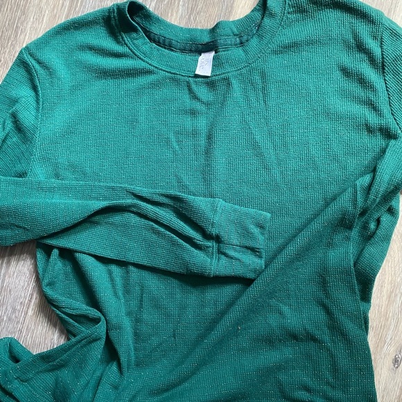 Stars Above Green and Silver Sparkle Long Sleeve Top and Pants Pajama Set Medium - Picture 3 of 5